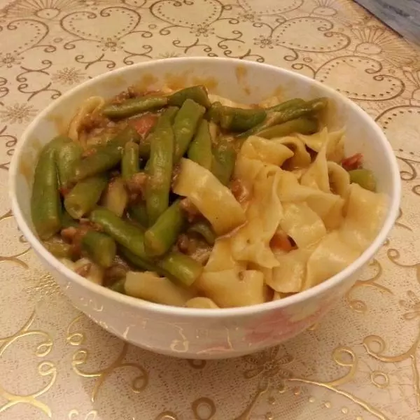 肉沫番茄豆角燜面