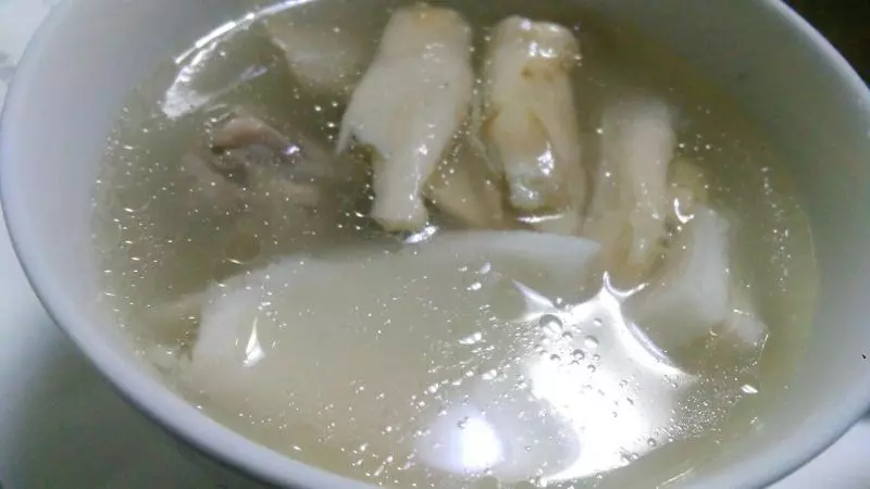 松茸椰子雞湯