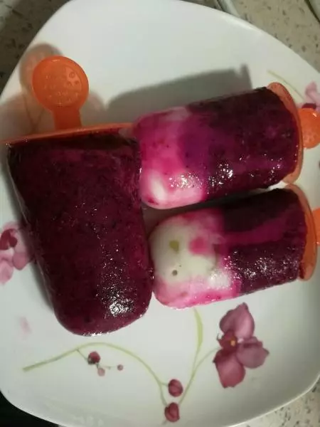火龙果酸奶冰棍