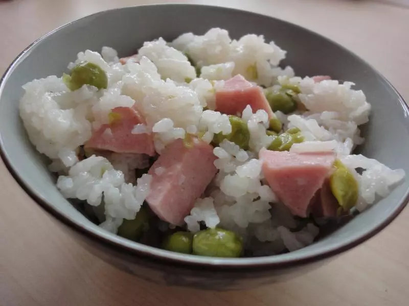 豌豆肉腸燜飯