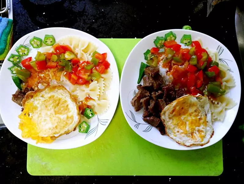 牛排意面蓋澆飯