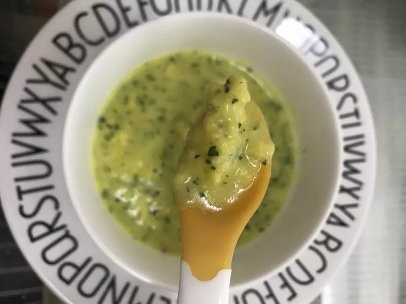 南瓜蛋黄疙瘩汤（一岁内）