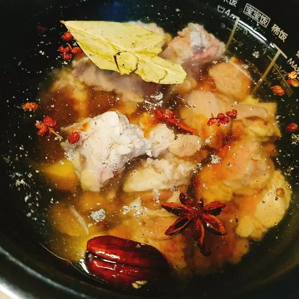 家常清燉牛肉湯