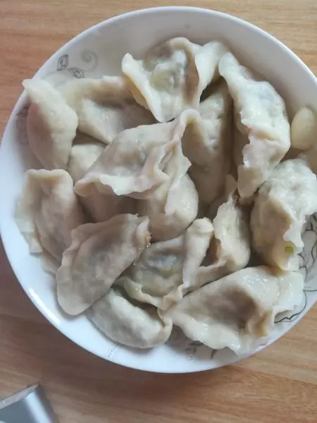 圆白菜粉丝鸡蛋饺子