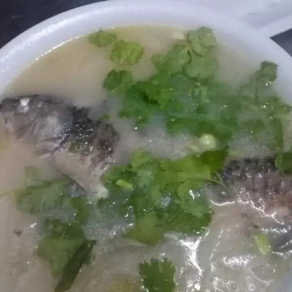 鯽魚豆腐湯