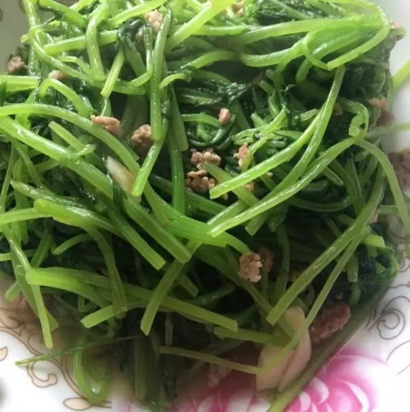 肉沫茼蒿