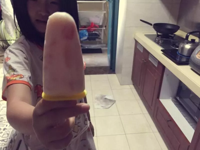酸奶水蜜桃冰棍