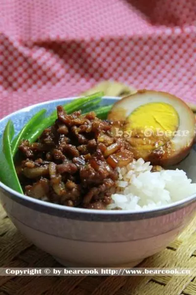 台式卤肉饭