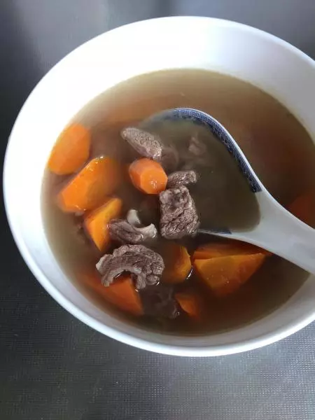 牛腩胡萝卜汤