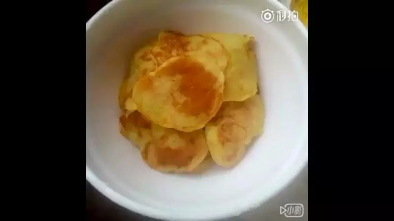 香蕉煎饼，很简单的小甜饼。