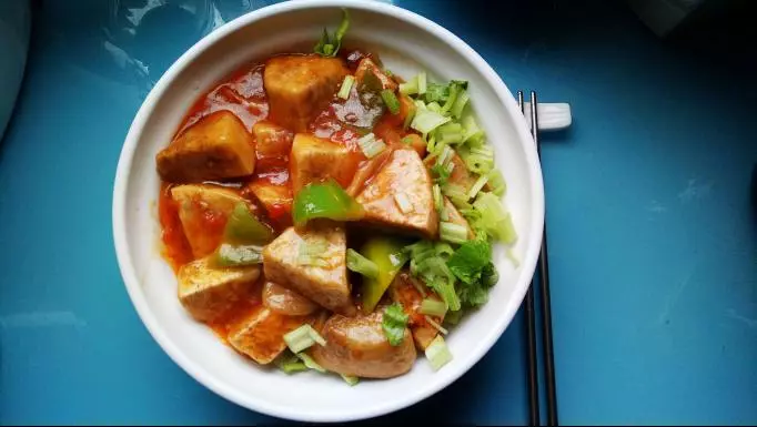 冬天里吃的下饭好菜丨回锅芋头 · 圆满素食