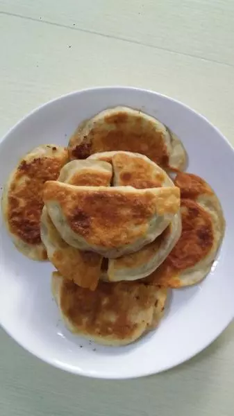 苋菜鸡蛋大煎饺