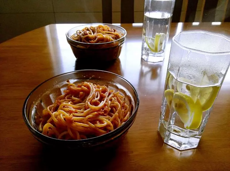 番茄肉酱意大利面＋蜂蜜柠檬水