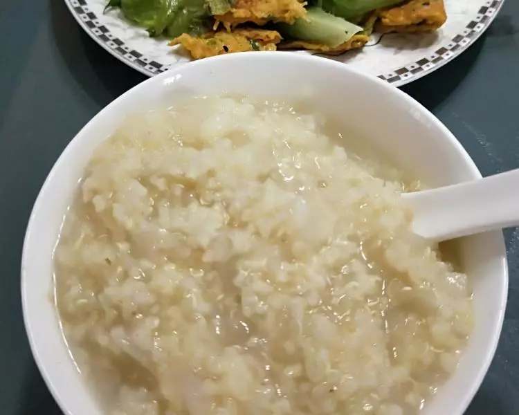 寶寶輔食之藜麥小米梨粥