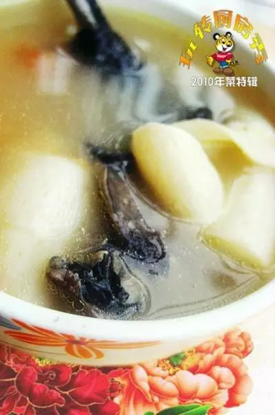 花胶竹丝鸡汤