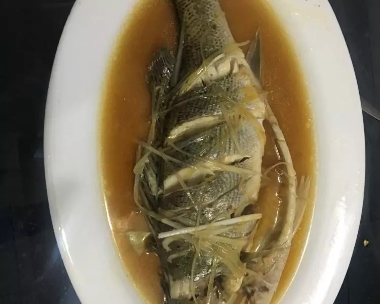 清蒸鱸魚