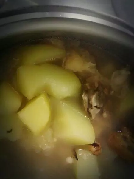 木瓜銀耳排骨湯
