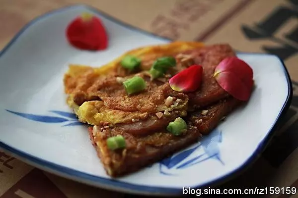 午餐肉鸡蛋饼