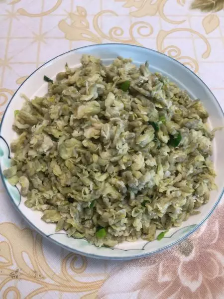 槐花麥飯