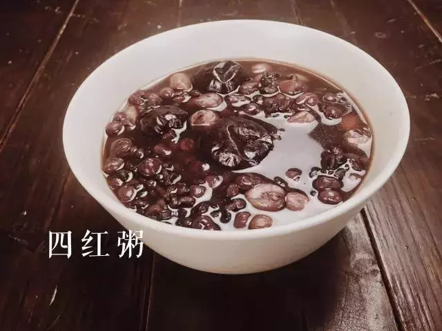 一碗粥，治愈女生的“那几天”