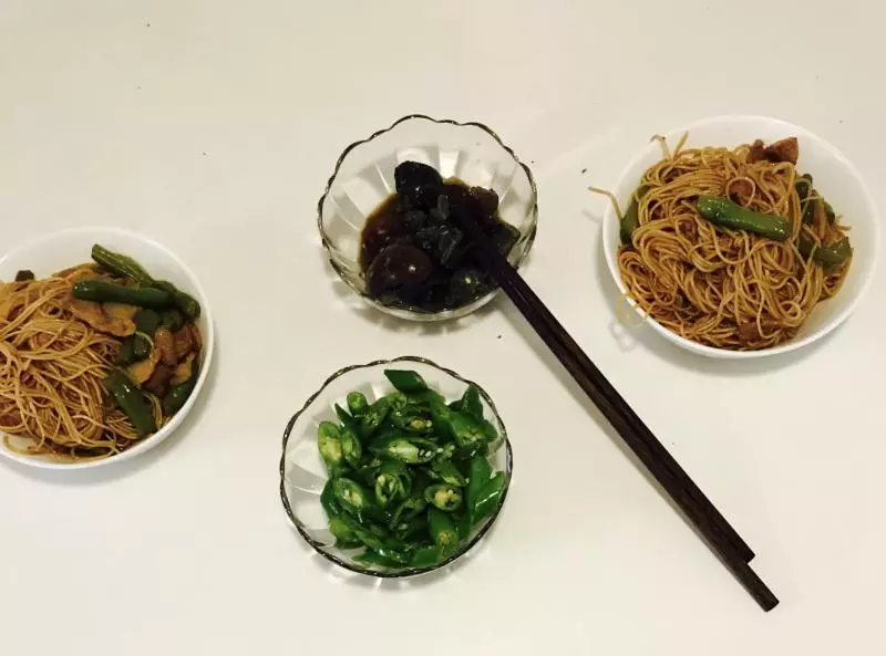 別老說什麼扁豆燜面，滷麵才是王道