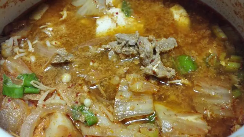 猪食记～牛肉泡菜锅