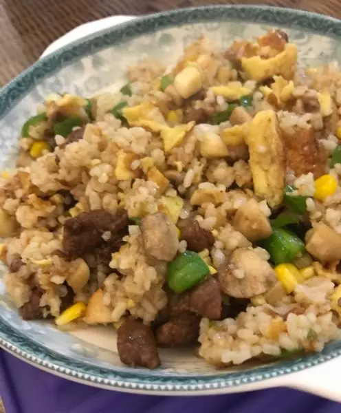 懶人親子版牛肉蛋炒飯