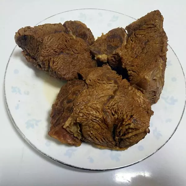 砂锅酱牛肉