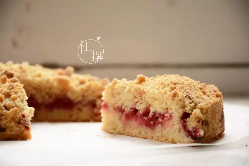 莓果酥粒蛋糕Berry Crumble Cake