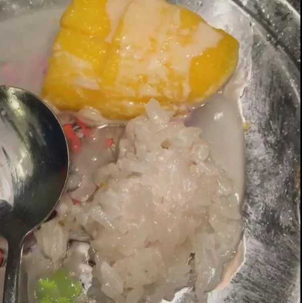 芒果糯米飯