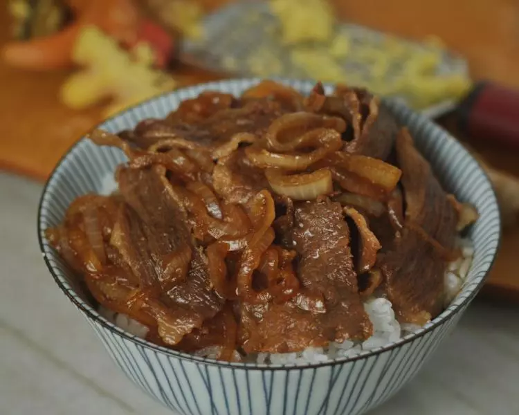 日式肥牛蓋飯(兩人份)