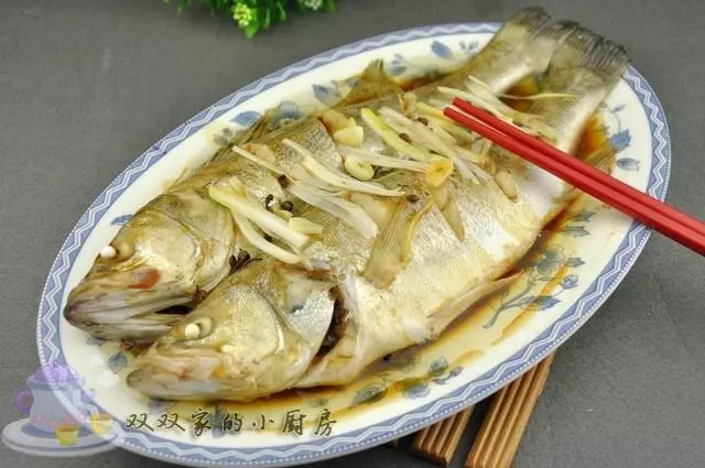 清蒸鱸魚