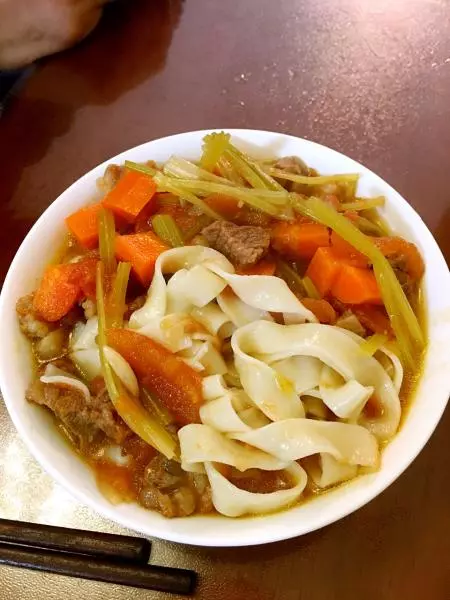 番茄牛肉面