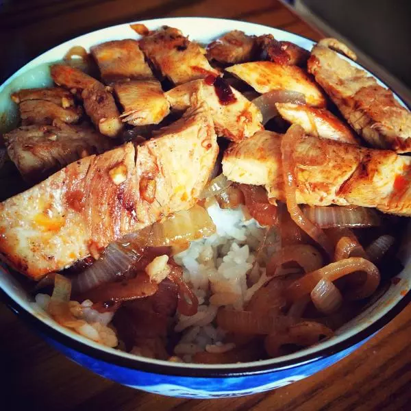 煎鸡肉丼