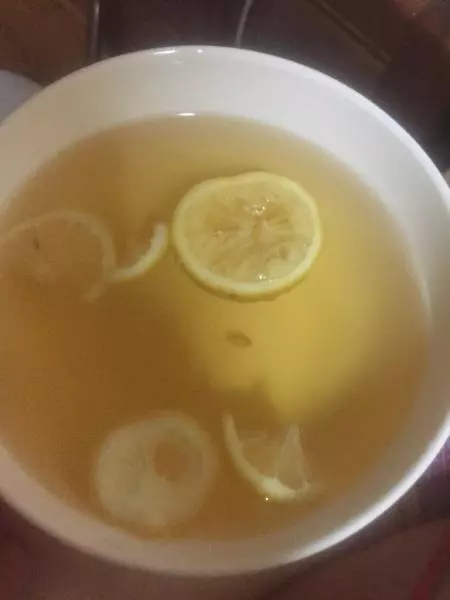 半颗柠檬茶