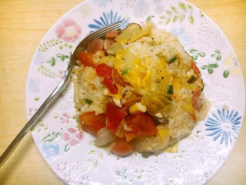 番茄鲜菇腊肠焖饭（电饭煲）