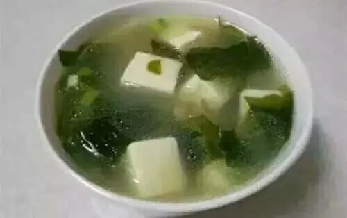 海帶豆腐湯