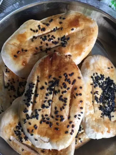 甜甜芝麻香酥饼