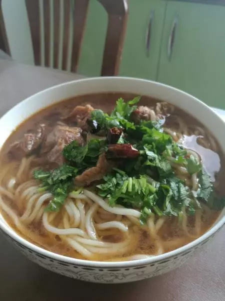 红烧牛肉面