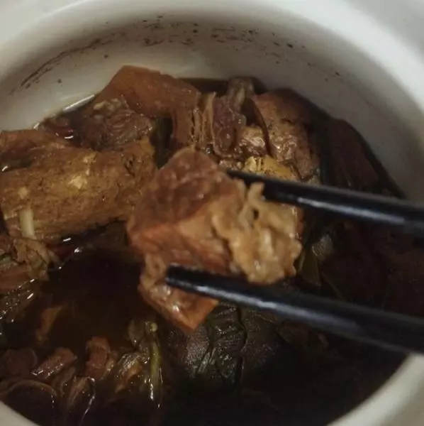 滷牛肉