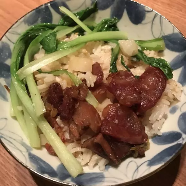 電飯煲臘肉煲仔飯