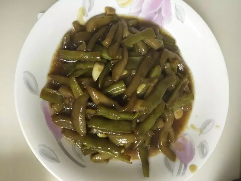 豆角燜茄子