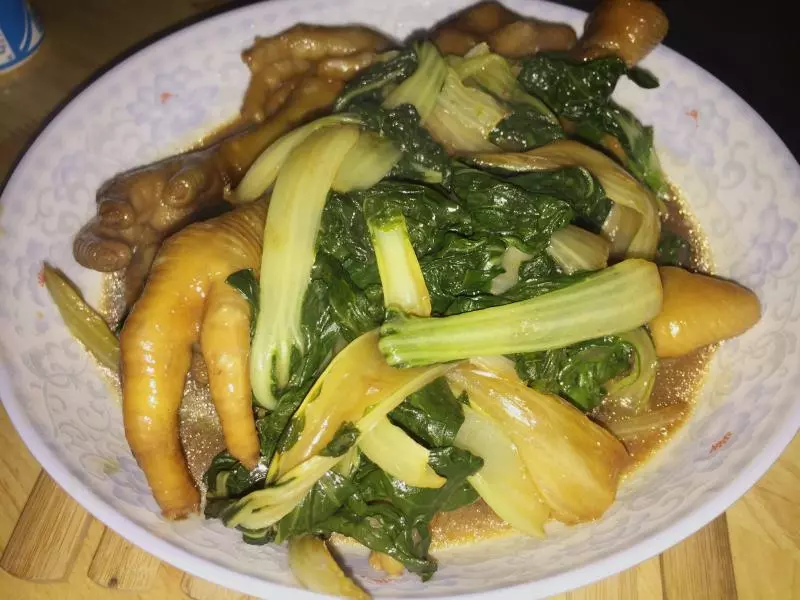 鸡脚炒小白菜