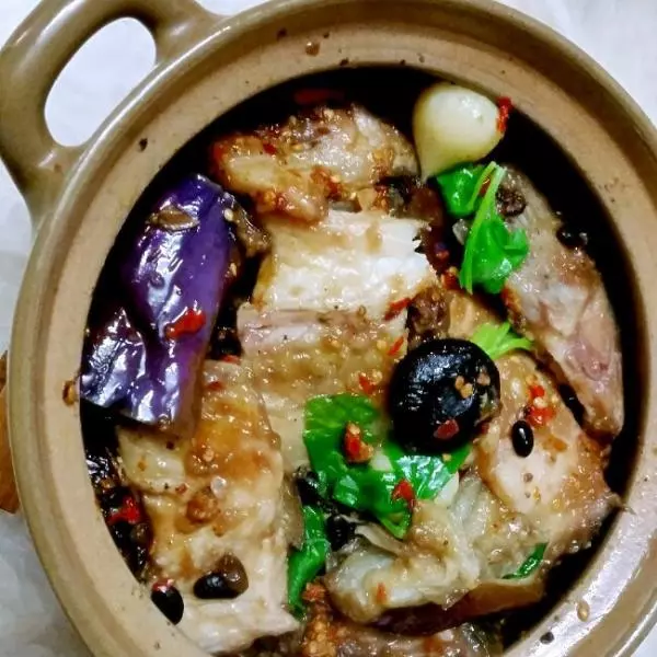 麻辣茄子魚煲