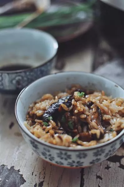 蚝油香菇焖饭【九阳铁釜电饭煲】