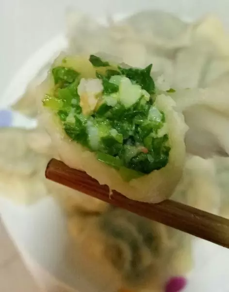 豌豆苗三鲜水饺