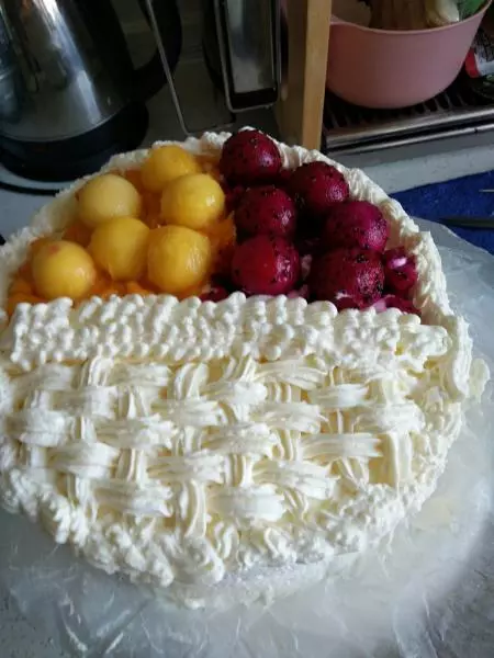 简单的水果篮子蛋糕