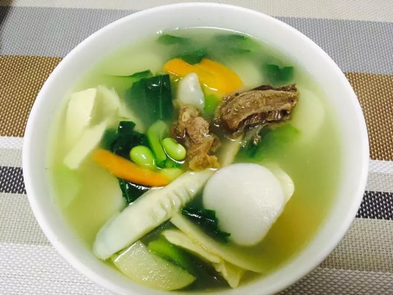 菱湖青菜年糕湯