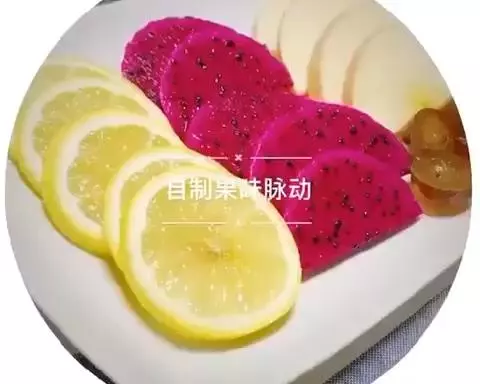 自然飲品：果味脈動