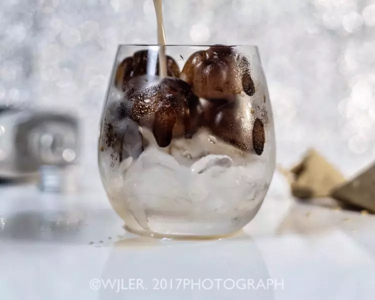 吨！喝一口鸳鸯奶茶